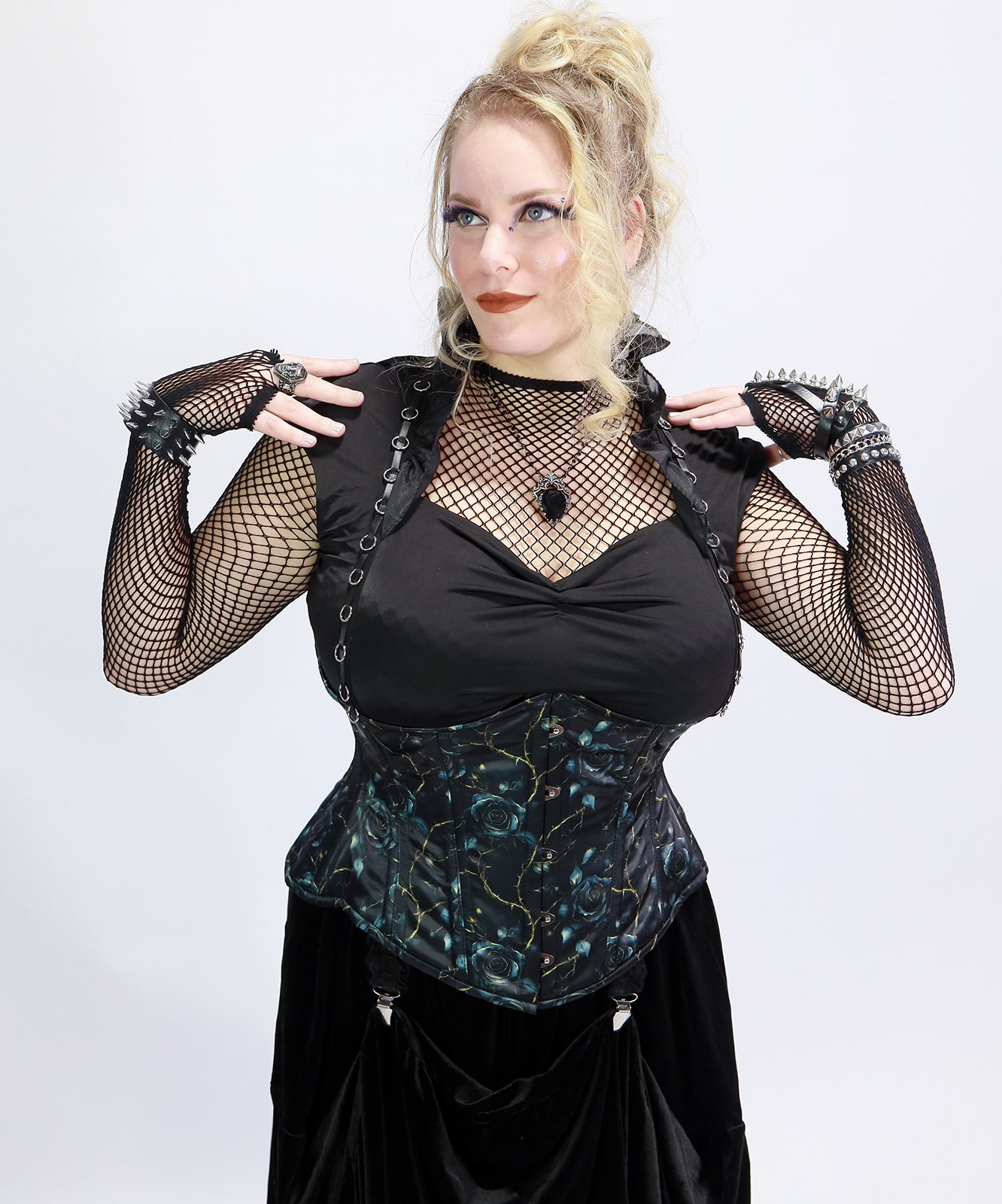 Plus Size O-Ring Ruffle Collar Shirt