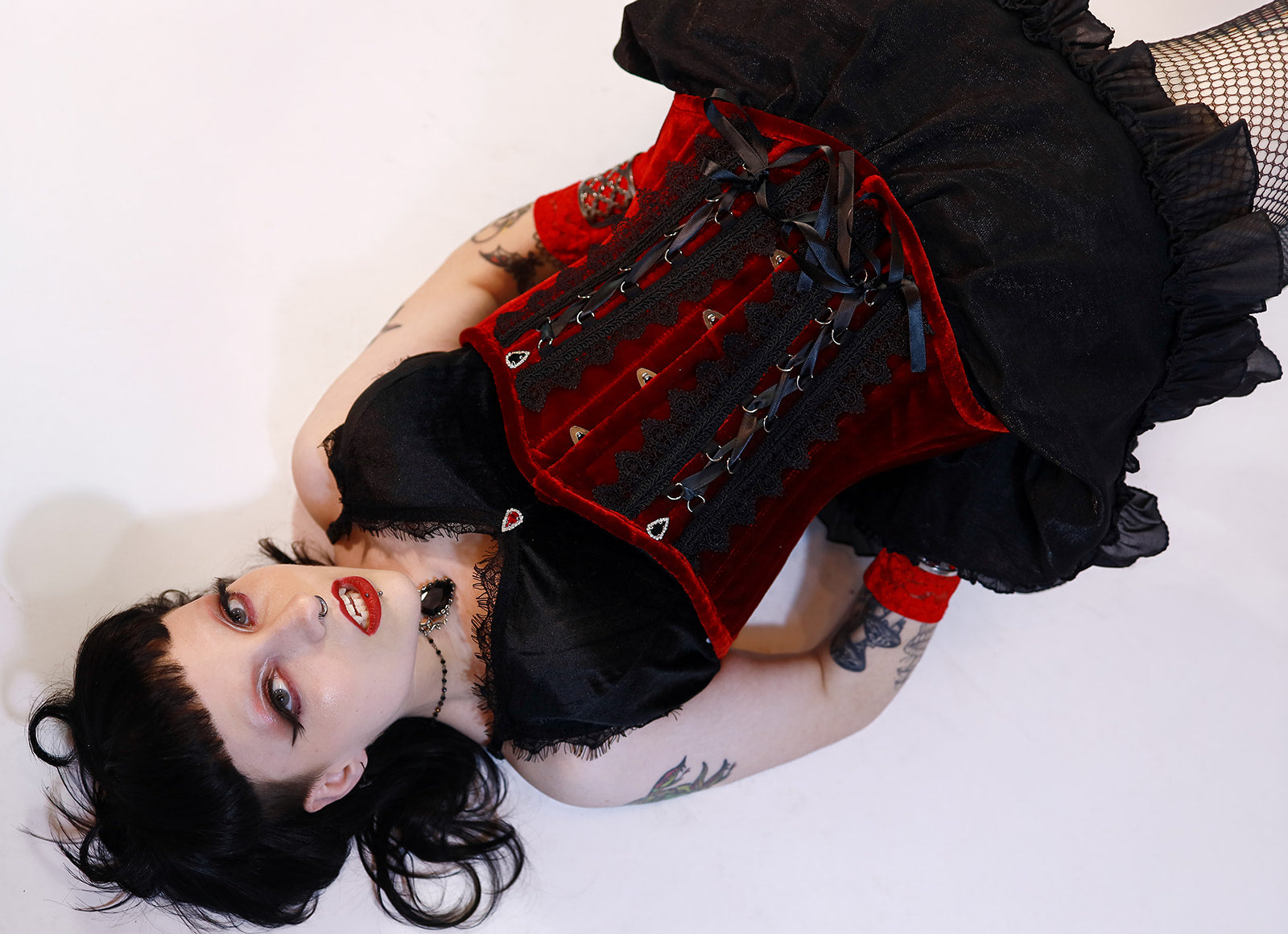 Vampire queen corset