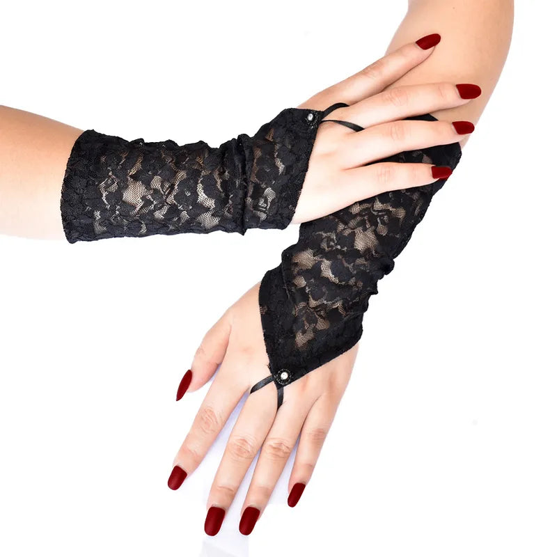 Short Lace Fingerless Gloves