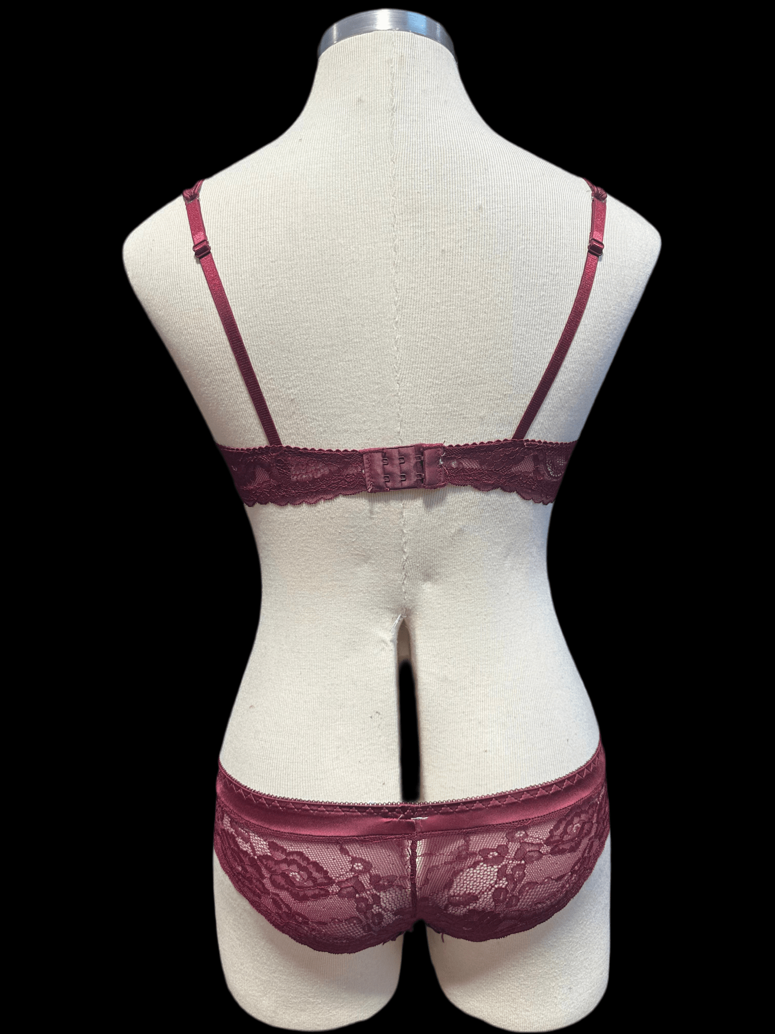 Crimson Killer Bra & Panty Set - Angel's House of Design Co.