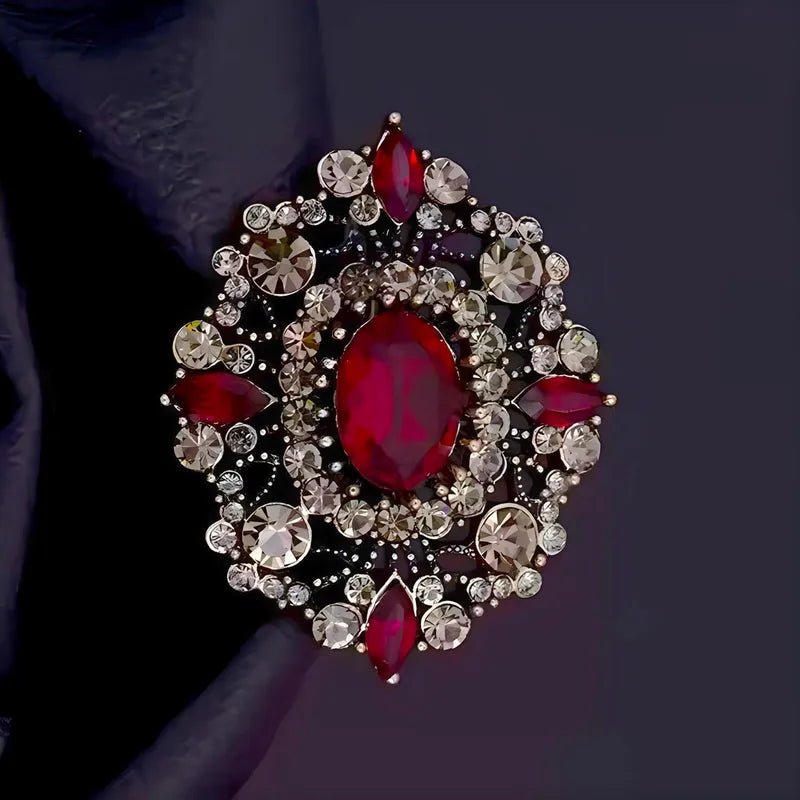 Crystal Vintage Brooch/Pin - Angel's House of Design Co.