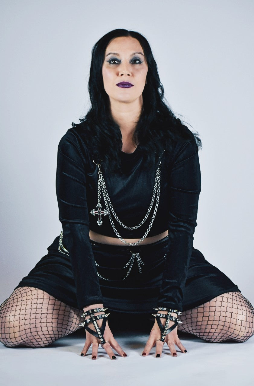 Vampire Cross Velvet Crop