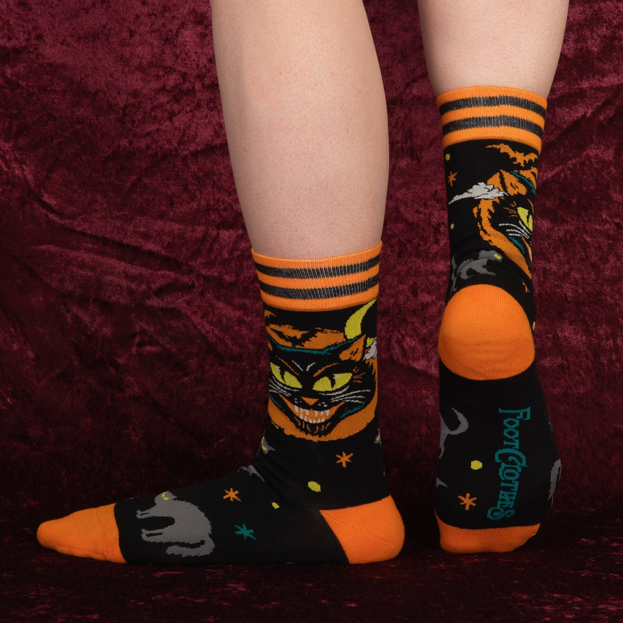 Vintage Black Cat Crew Socks - Angel's House of Design Co.